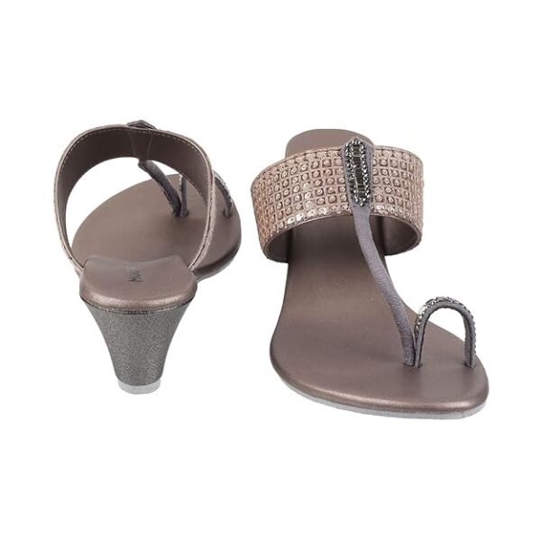 Mochi Women Ethnicwear Wedge Heel Sandal - Image 2